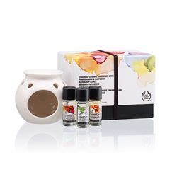 Oil Burner Gift Set The Body Shop Omg Love A Must Try I Burn Mine All The Time The