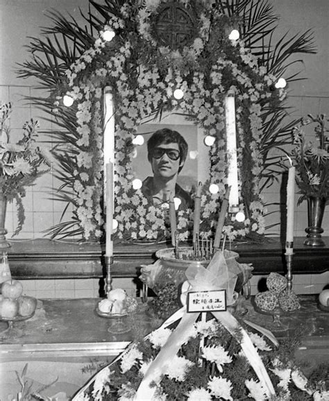 Bruce Lee Funeral Photo