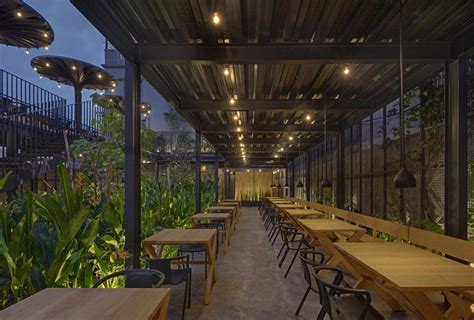 Sensational Designs Of Garden Restaurant Interior Design The