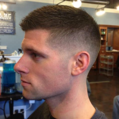 This classic technique is used to effectively taper men's hair and is a type of haircut that leaves little or no hair at the sides and back of the head. 11 Low Fade Haircut Pictures | Learn Haircuts