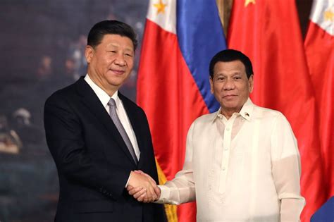 菲律賓多家媒體報導，前總統艾奎諾三世（benigno aquino iii）今天上午緊急送醫，搶救無效後逝世，享壽61歲。 ▼艾奎諾三世長期患有各種疾病。 （圖／翻攝自khendo fm推特）. 偷打中國走私疫苗？杜特蒂吃案的菲律賓總統衛隊「接種風暴」 | 過去24小時 | 轉角國際 udn Global