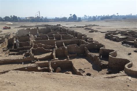 Dig Uncovers Lost Golden City Largest Ancient City Ever Found In