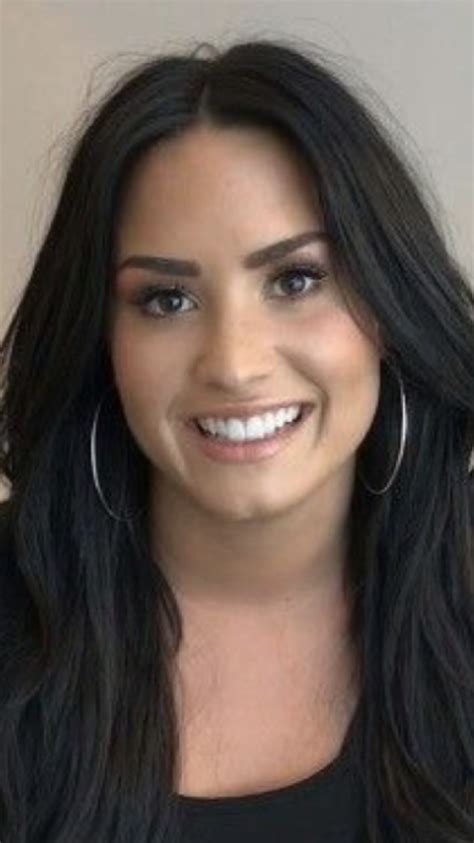 Pin By Katia On Demi Lovato Demi Lovoto Demi Lovato Perfect Smile Teeth