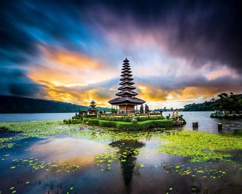 Top Nature Attractions in South East Asia for the Whole Family