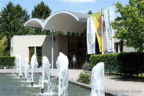 Als u wilt ontdekken hoe goed dat kan voelen, komt u dan naar thermaalbad arcen in het bosrijke. Thermalbad Acren - Wellnessurlaub und Kur | www.thermen.org