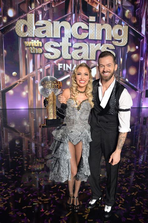 Who Won ‘dancing With The Stars Season 29 — Kaitlyn Bristowe Wins