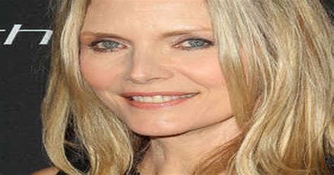 Michelle Pfeiffer Turned Her Back On Hollywood To Become An Artist