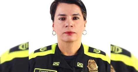 Primera Mujer Policía Que Se Declaró Lesbiana Ahora Será Comandante En