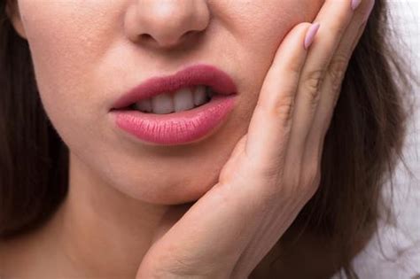 Throbbing tooth pain may comprise of swelling around the teeth and a fever or a headache. 8 Origins of Tooth Pain That Don't Involve a Cavity ...