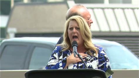 3news Monica Robins Sings The National Anthem At The Cleveland Police
