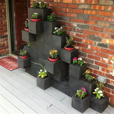 28 Brilliant And Beautiful Cinder Block Ideas For Your Home Yard