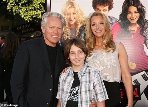 Lisa Kudrow Shares Rare Photo Of Son Julian On His 24th Birthday Daily Mail Online