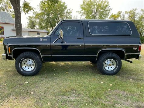 1979 K5 Blazer Cheyenne 4x4 All Original 45000 Miles 400v8 Black Very