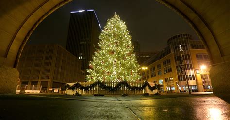 City Seeks Nominees For 2018 Milwaukee Christmas Tree