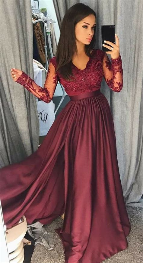 Pin By Emilia Pastuszka On Fashion Prom Dresses Long With Sleeves Prom Dresses With Sleeves