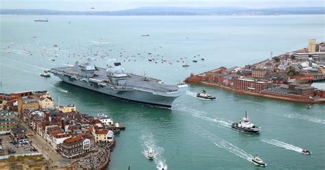 Leak Discovered On Navys New £31bn Aircraft Carrier Huffpost Uk