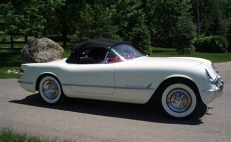 The 1962 corvette was the last model year to use a solid rear axle. Corvettes on eBay: The 274th 1953 Corvette Ever Made ...
