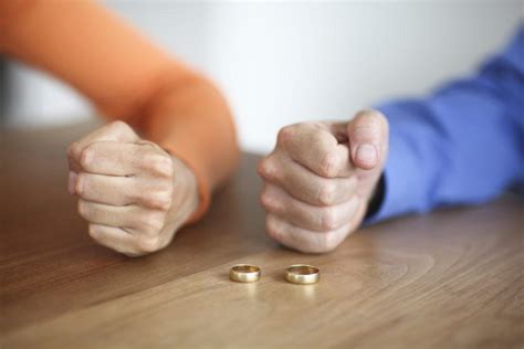 ᐉ Как сохранить семью от развода Как предотвратить развод и сохранить гармонию в семье Как