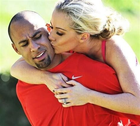 Kendra Wilkinson And Husband Hank Kendra And Hank Couple Photos Couples