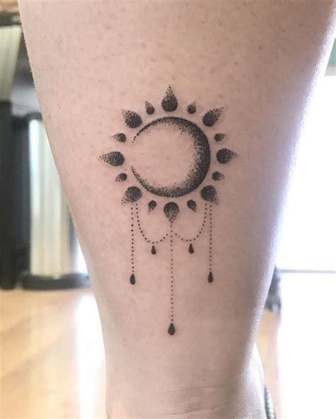 Tatuagem De Sol Saiba O Significado E Confira Lindas Fotos Para Se Inspirar