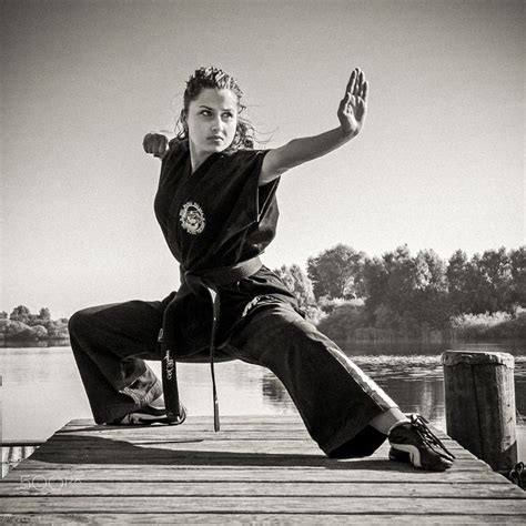Kung Fu Female Martial Artists Martial Arts Women Martial Arts Girl