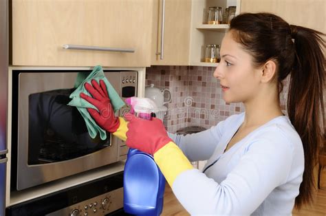 Girl Cleaning The House Stock Image Image Of Cleaning 18383115