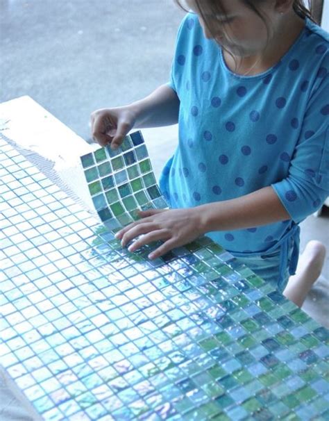Diy Tile Outdoor Table Diy Outdoor Table Mosaic Tile