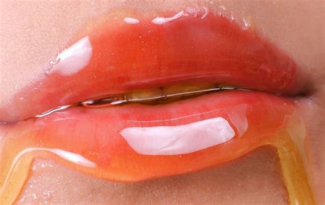 Awesome Diy And Homemade Treatment For Chapped Lips