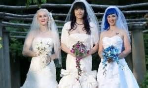 Three Lesbian Women Marry Each Other Claim To Be World S First Throuple Christian News