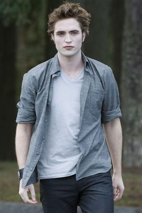 Robert Pattinson In The Twilight Saga New Moon Picture 22 Of 94 Libros De La Saga