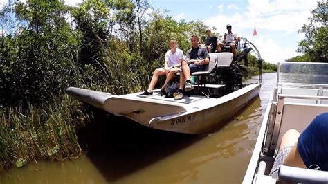 Gator Park Everglades Alligator Tours With Airboat Miami Florida