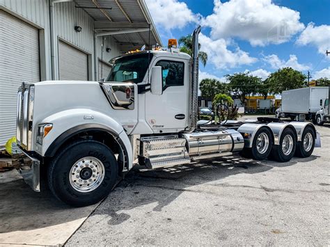 2022 Kenworth W990 For Sale In Fort Lauderdale Florida