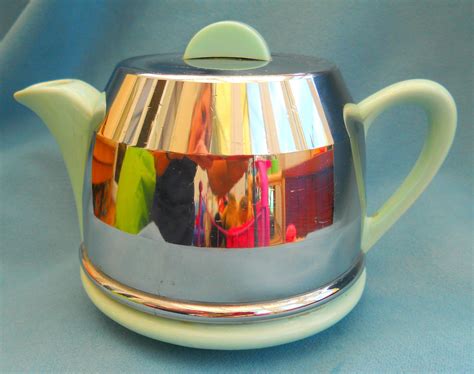 SMALL VINTAGE ART DECO STYLE INSULATED TEAPOT SOLD ON MY EBAY SITE