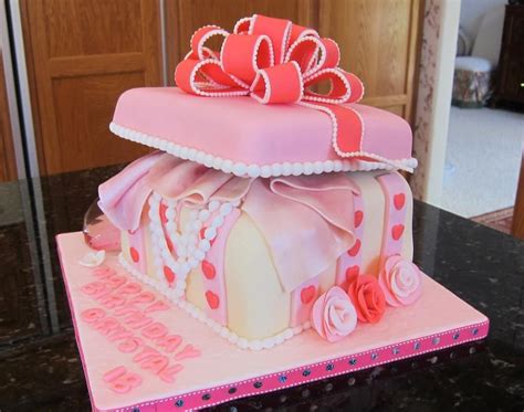 cake decorating ideas project on craftsy jewelry box birthday fotos de bolo de aniversário