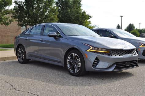 First Drive The 2021 Kia K5 Combines Sleek Styling With A Sportier