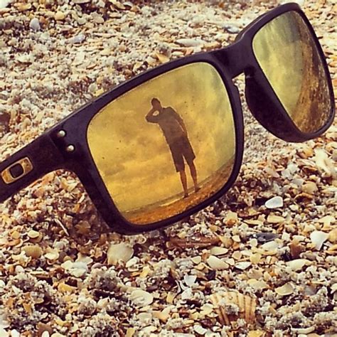 beach reflection oakleys strikeapose oculos de sol Óculos acessórios masculinos