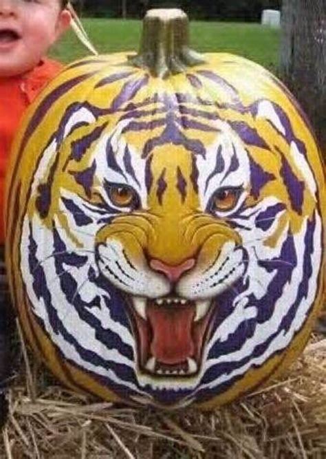 Pin By Scott Oswald On Lsu Tigers Lsu Tigers Football Pumpkin Art