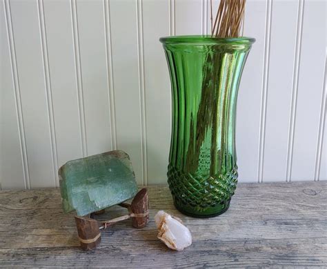 HOOSIER GLASS VASE 9 3 4 Vintage Green Glass Vase 4089 A Etsy Green
