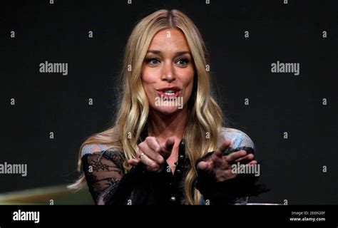 Piper Perabo During Hi Res Stock Photography And Images Alamy