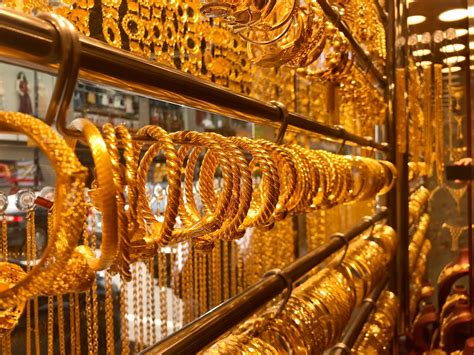 سعر طقم الذهب في تركيا
