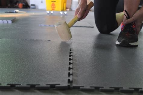 A Complete Guide To Interlocking Pvc Floor Tiles Installation Keep It