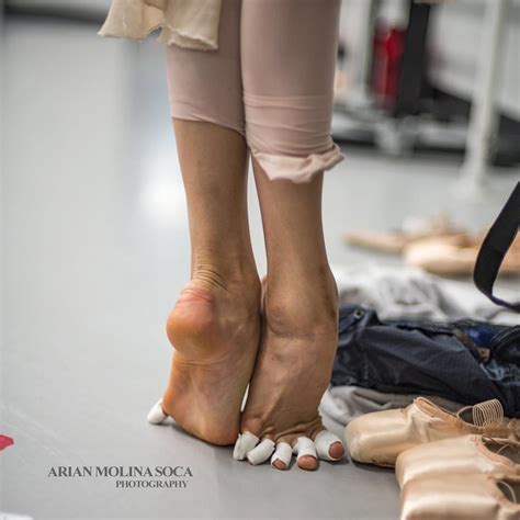 Pin By Rawan On Dans World ♥️ Ballet Feet Ballerina Feet Ballet Dancers