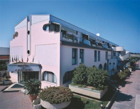 Opens in a new window. Best Western Hotel Dei Cavalieri - Barletta