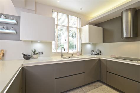 Kitchens are top priority when it comes to painting. Diane Berry Kitchens - Client Kitchens: Mrs Butterworth ...