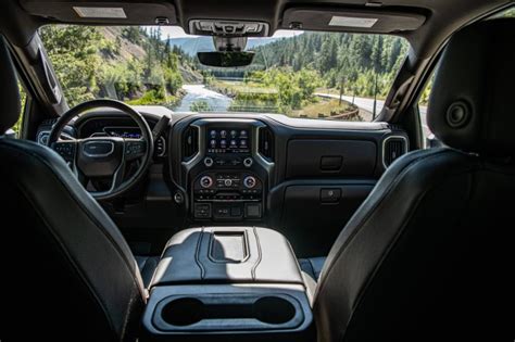 Why Sierra Silverado Interiors Are Behind The Curve Gm Authority