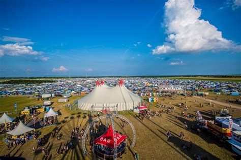 • 276 442 просмотра 1 год назад. PARTY AM NOVA ROCK - Nova Rock Festival