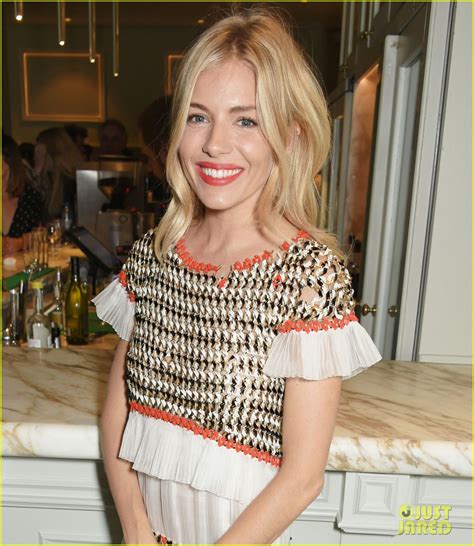 Photo Sienna Miller Doesnt Want Nudity To Be Focus Of Her West End