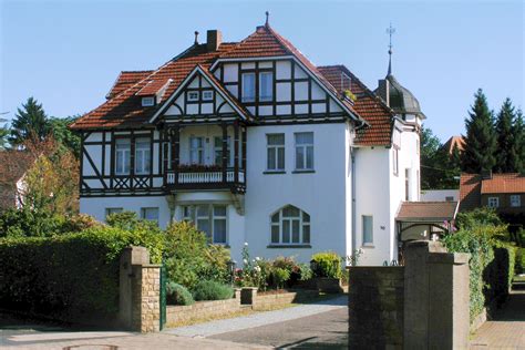 Beim immobilienverkauf gibt es das bestellerprinzip nach aktuellem stand noch nicht. Eschwege, Germany (mit Bildern)