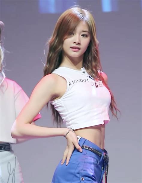 Here Are 20 Female K Pop Idols Showing Off Their Incredible Abs In Crop Tops Koreaboo
