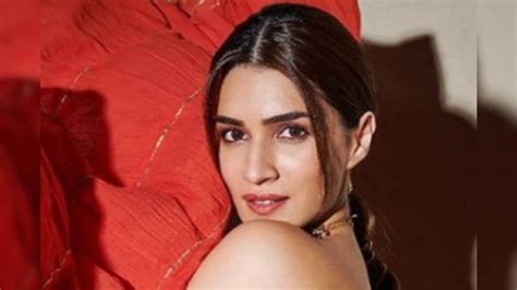 kriti sanon begins to gain 15 kilos for mimi here s how she is going